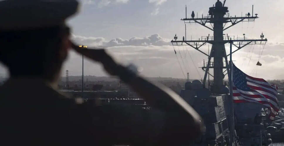 USS Tripoli: अमेरिका-ईरान समुद्री तनाव में नया मोड़