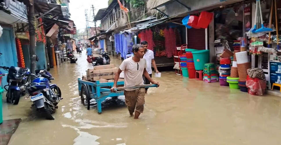 असम में बाढ़ की स्थिति: 16 जिलों में 5.6 लाख लोग प्रभावित
