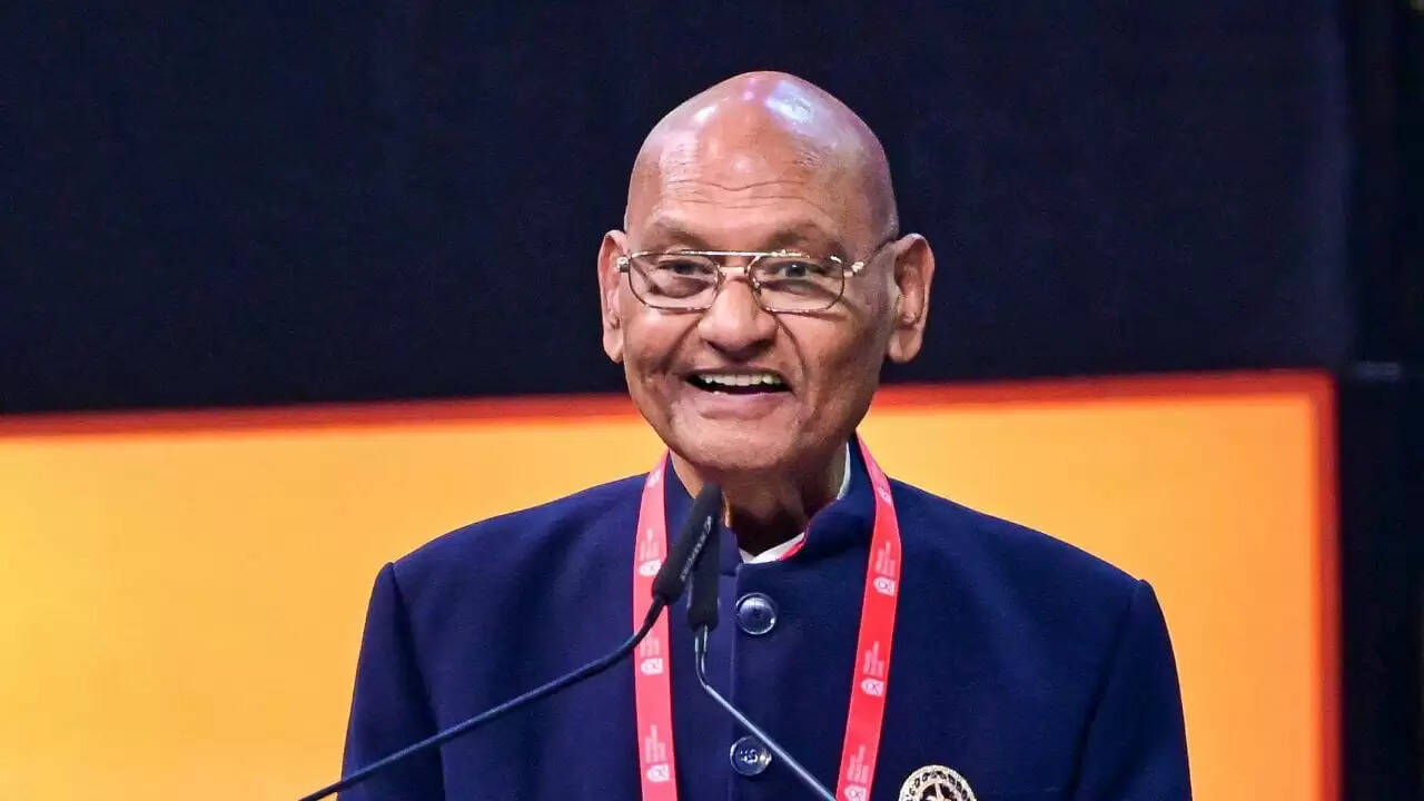 अनिल अग्रवाल का बड़ा कदम: वेदांता का कारोबार विभाजन 2026 तक पूरा होगा