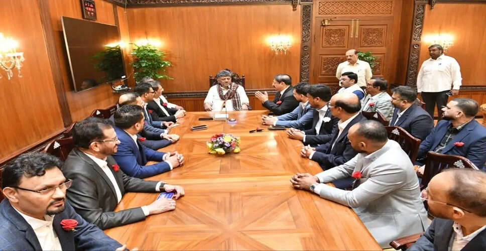 कर्नाटक के मुख्यमंत्री ने प्रवासी कन्नडिगा प्रतिनिधिमंडल से की मुलाकात