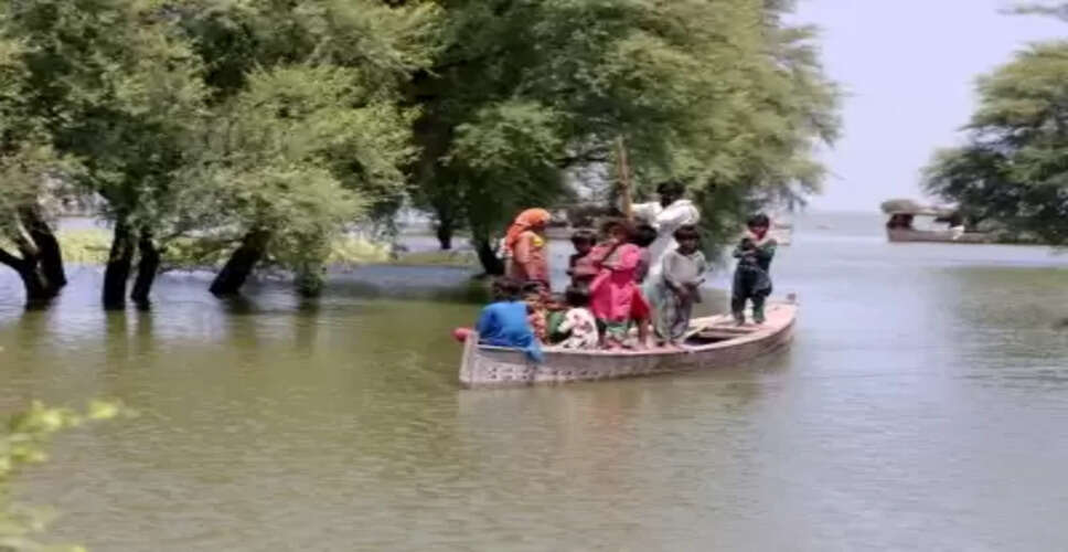 पाकिस्तान: मूसलाधार बारिश से 60 और लोगों की मौत, मृतकों की संख्या 124 हुई