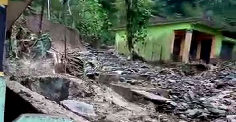 उत्तराखंड में भूस्खलन से नंदानगर में पांच लोग लापता, राहत कार्य जारी