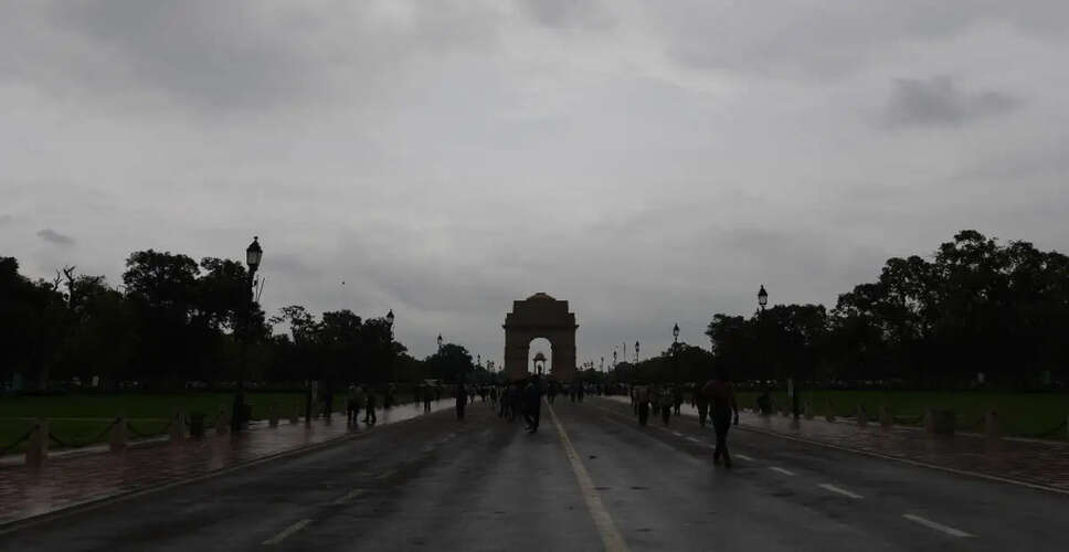 दिल्ली-एनसीआर में बारिश और आंधी से मिली गर्मी से राहत