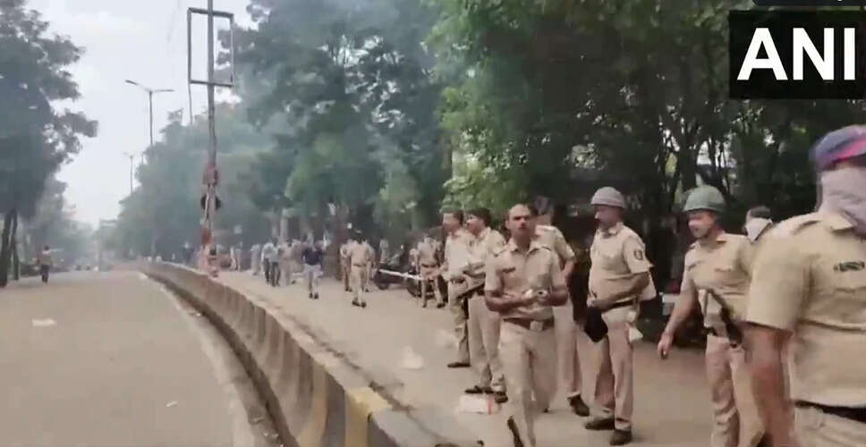 नासिक में आदिवासी श्रमिक के लापता होने पर प्रदर्शन, पुलिस पर पथराव