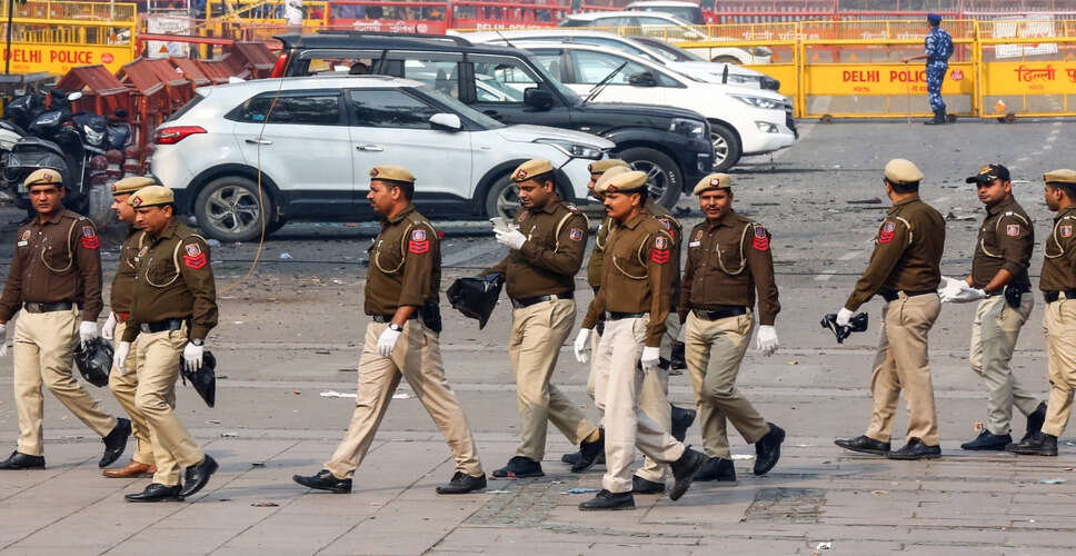दिल्ली पुलिस की एडवाइजरी: यात्रा के लिए अतिरिक्त समय लें