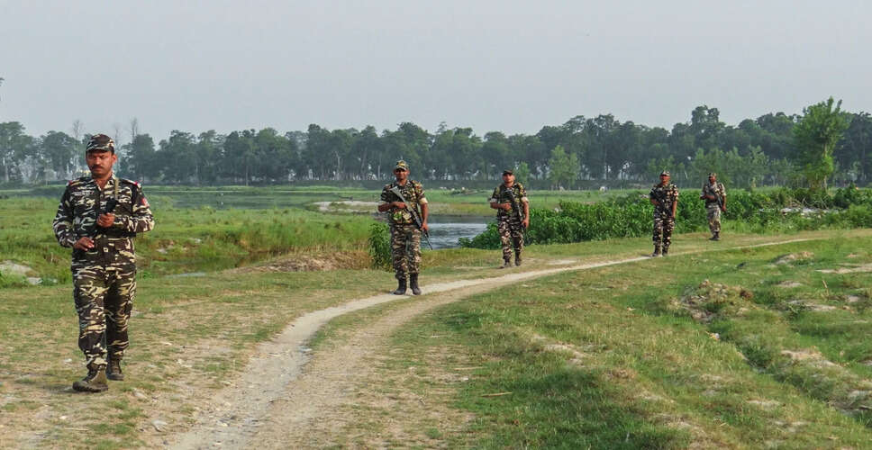 बहराइच में SSB ने पकड़े संदिग्ध, एक ने खुद को बताया IAS अधिकारी