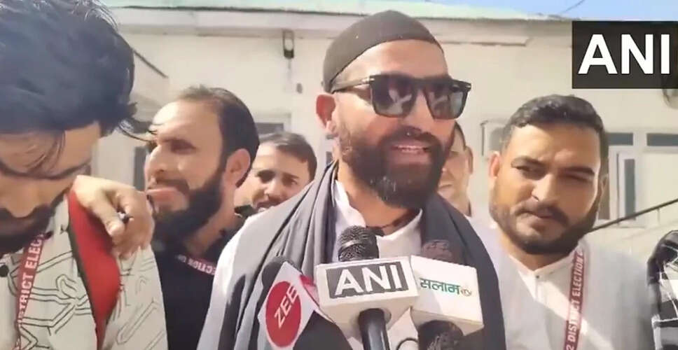 जम्मू-कश्मीर में आप विधायक मेहराज मलिक की गिरफ्तारी पर विवाद