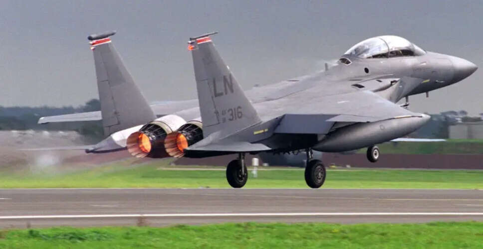 ईरान में फाइटर जेट दुर्घटना: अमेरिकी मीडिया में बहस तेज