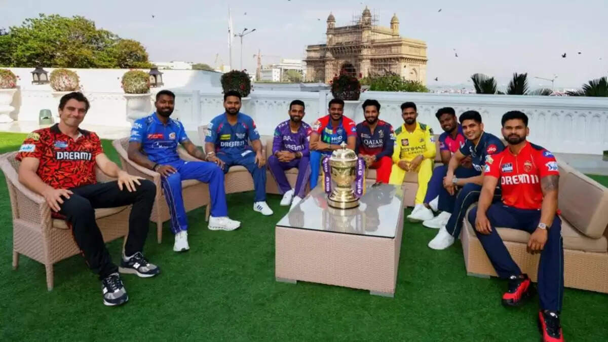 IPL 2025 की निराशाजनक प्लेइंग 11 का खुलासा, धोनी और अन्य दिग्गज शामिल