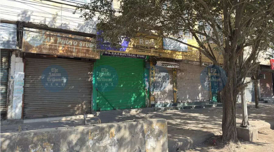 मणिपुर में संगाई महोत्सव के खिलाफ 24 घंटे का बंद