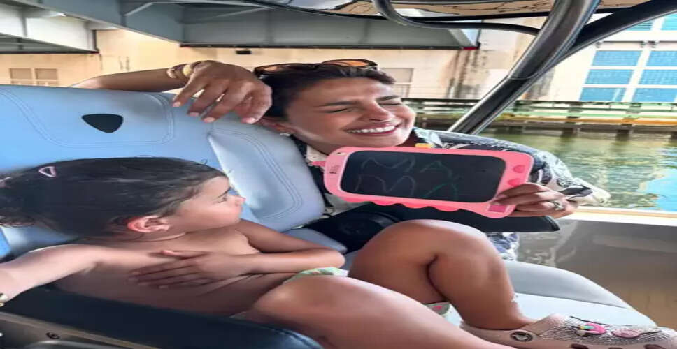 प्रियंका चोपड़ा ने शेयर की मालती और फैमिली की कुछ अनदेखी तस्वीरें