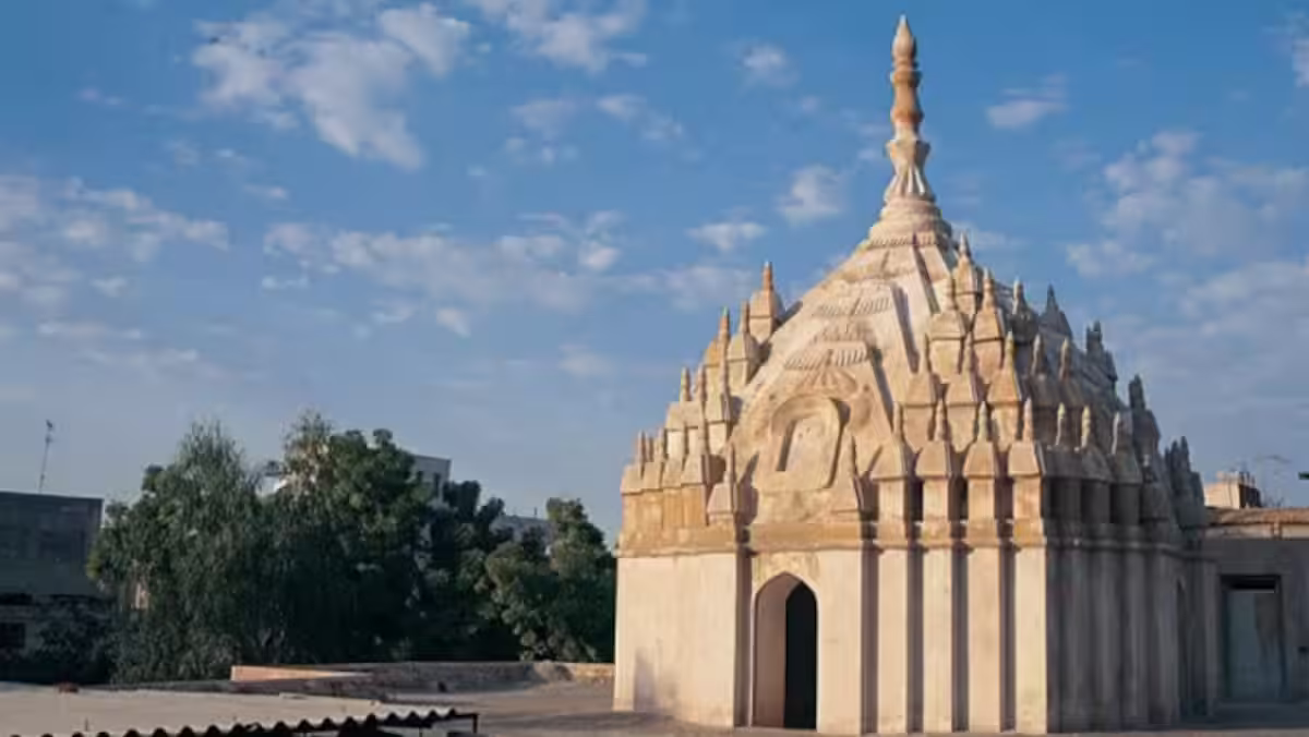 ईरान में भगवान विष्णु का अनोखा मंदिर: भारतीय कला का अद्भुत उदाहरण