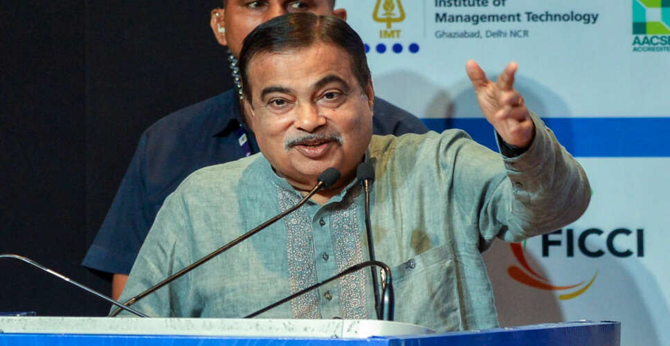 भारत में 2027 तक ठोस कचरे का सड़क निर्माण में उपयोग: नितिन गडकरी