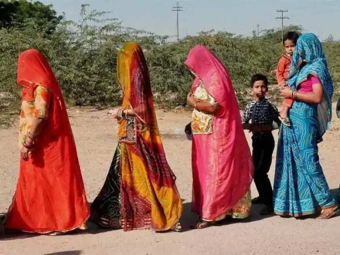 जीवन की कठिनाइयों में सुख की खोज: एक प्रेरणादायक कहानी