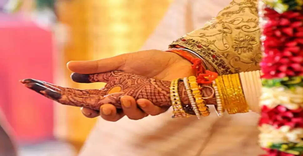 शादी में जेवरात की कमी से हुआ हंगामा, दूल्हा बना बंधक
