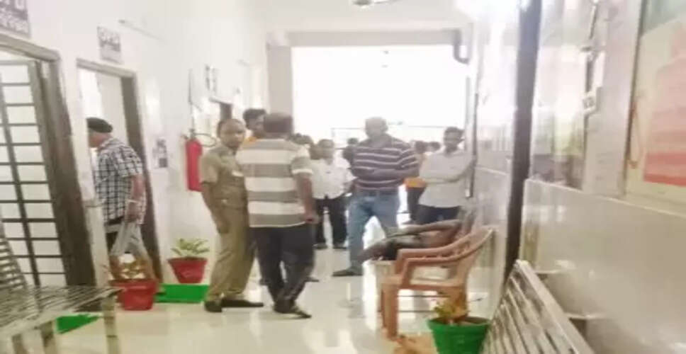 संबलपुर : देबझरन जलप्रपात में डूबने से दो एमबीबीएस छात्रों की मौत