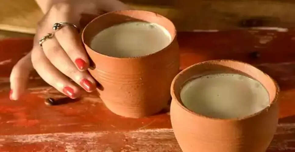 सुबह खाली पेट चाय पीने के स्वास्थ्य पर प्रभाव और स्वस्थ विकल्प