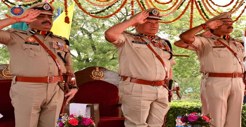 उत्तर-पूर्वी छात्रों पर नस्लीय हमलों का समाधान: दिल्ली पुलिस कमिश्नर की राय