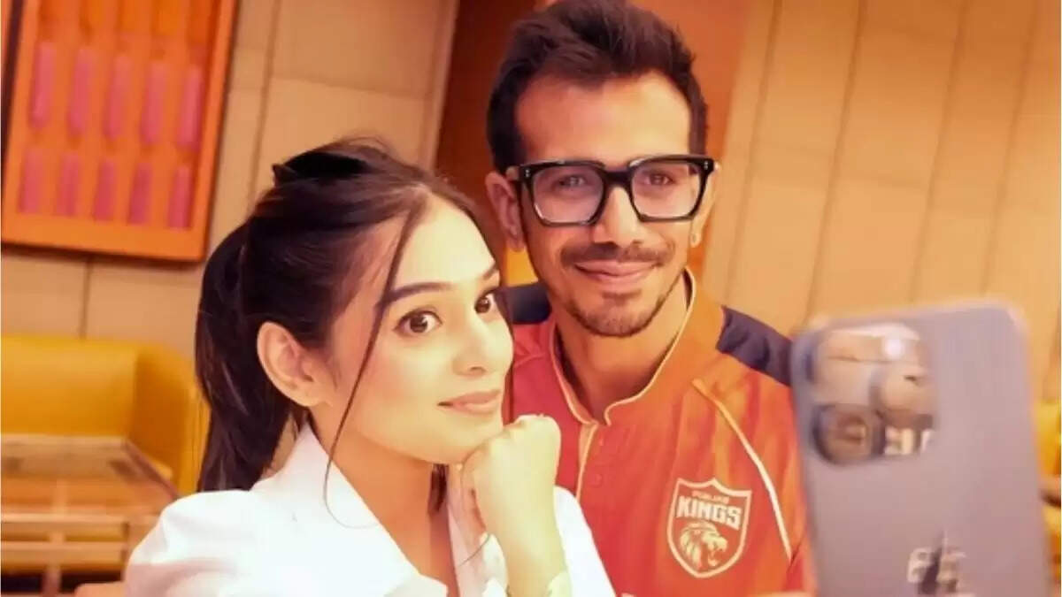 युजवेंद्र चहल और RJ महविश के रिश्ते में नया मोड़, रोमांटिक पोस्ट ने मचाया हंगामा
