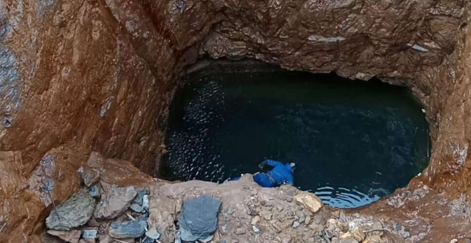 मेघालय में abandoned कोयला खदान से मिला अज्ञात शव