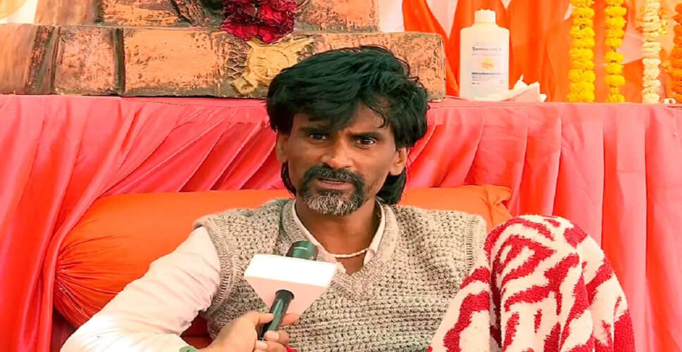 मराठा आरक्षण पर मनोज जरांगे का सरकार पर हमला, भूख हड़ताल की चेतावनी