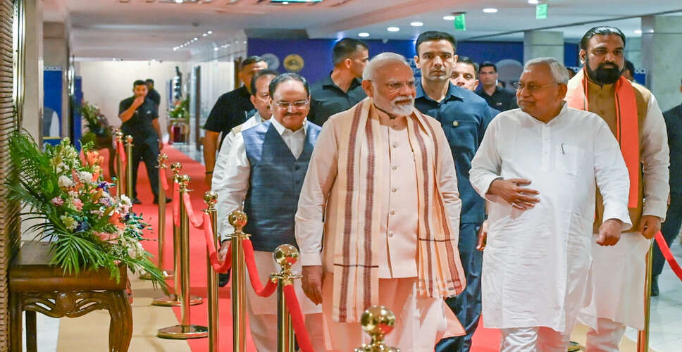 बिहार में पीएम मोदी की मां पर अपशब्दों का विवाद, NDA ने किया बिहार बंद का ऐलान