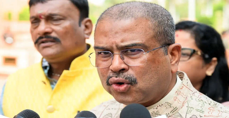 प्रधानमंत्री मोदी ने कांग्रेस पर पश्चिम एशिया के मुद्दे पर बेतुकी टिप्पणियों का आरोप लगाया