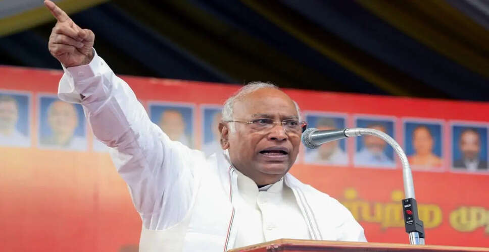 कांग्रेस अध्यक्ष खरगे ने चुनाव आयोग को दिया जवाब, मोदी पर विवादास्पद टिप्पणी का किया स्पष्टीकरण