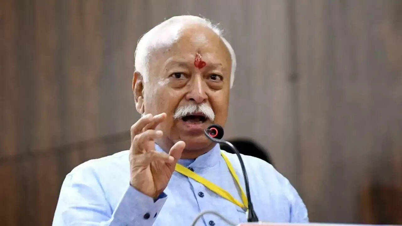 मोहन भागवत का मणिपुर दौरा: नागरिकों और आदिवासी नेताओं से संवाद