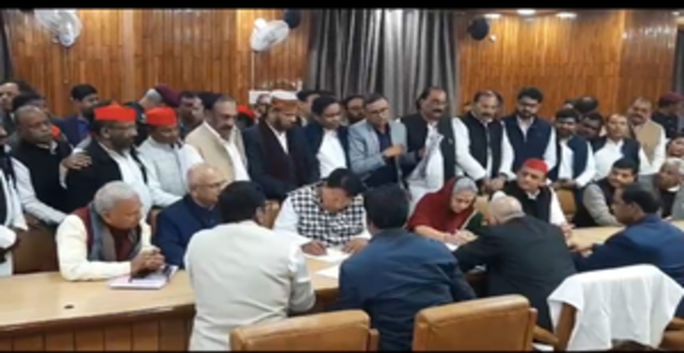 राज्यसभा के लिए जया बच्चन, रामजी सुमन और आलोक रंजन ने किया नामांकन, अखिलेश रहे मौजूद