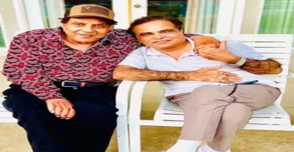 धर्मेंद्र के परिवार का हिस्सा बन चुका है 23 साल पहले मिला कट्टर फैन, अभिनेता ने कहा - प्यार बढ़ता गया