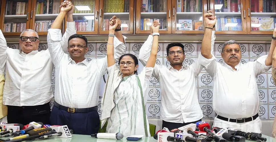 TMC में बगावत की खबरों पर ममता बनर्जी का जोरदार जवाब