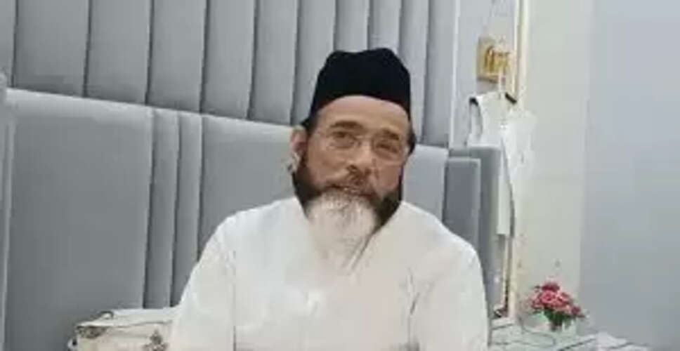 बरेली में बवाल के बाद मौलाना खालिद रशीद की मुसलमानों से शांति की अपील