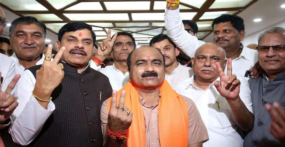 मध्य प्रदेश में कांग्रेस को बड़ा झटका, मीनाक्षी नटराजन का नामांकन रद्द