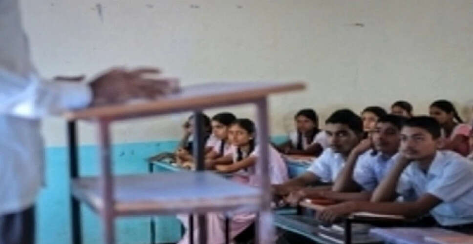 उत्तर प्रदेश में शीत लहर के चलते स्कूलों की छुट्टियां बढ़ीं