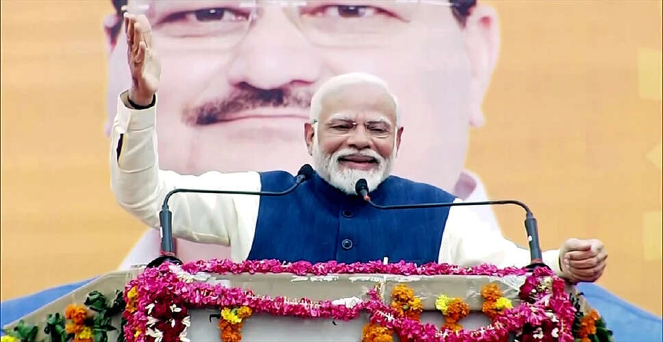 प्रियंका गांधी ने मोदी की मणिपुर यात्रा पर उठाए सवाल, कहा देरी दुर्भाग्यपूर्ण