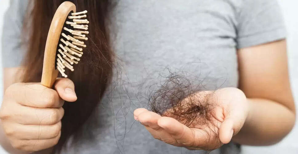 क्या पानी बदलने से बालों का झड़ना बढ़ता है? जानें विशेषज्ञ की राय