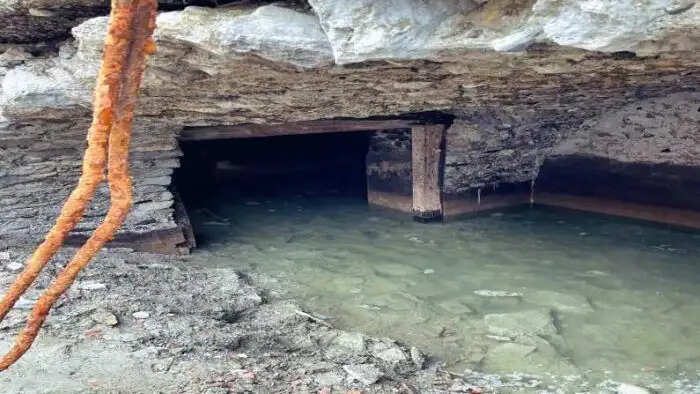 इटली का खोया हुआ गांव: क्यूरोन की अद्भुत कहानी