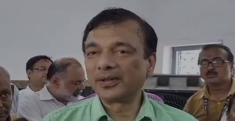 बिहार संपर्क क्रांति एक्सप्रेस ट्रेन के दो हिस्सों में बंटने का मामला, पूर्व मध्य रेलवे के महाप्रबंधक ने दी प्रतिक्रिया