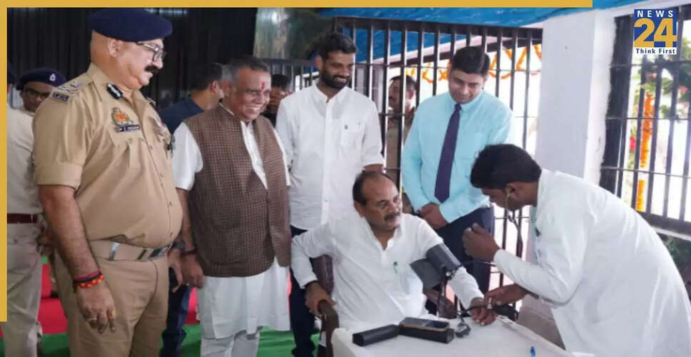 लखनऊ जेल में राजेश सिंह दयाल का स्वास्थ्य शिविर: समाज सेवा की मिसाल