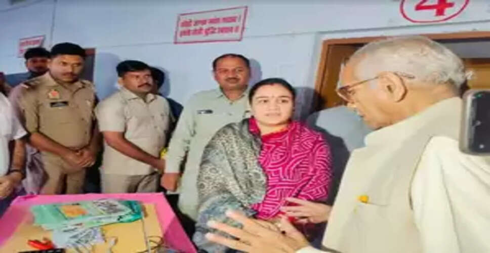 प्रशासन की ओर से दिव्यांगों से आय प्रमाण-पत्र मांगे जाने से होती हैं दिक्कतें : अपर्णा यादव