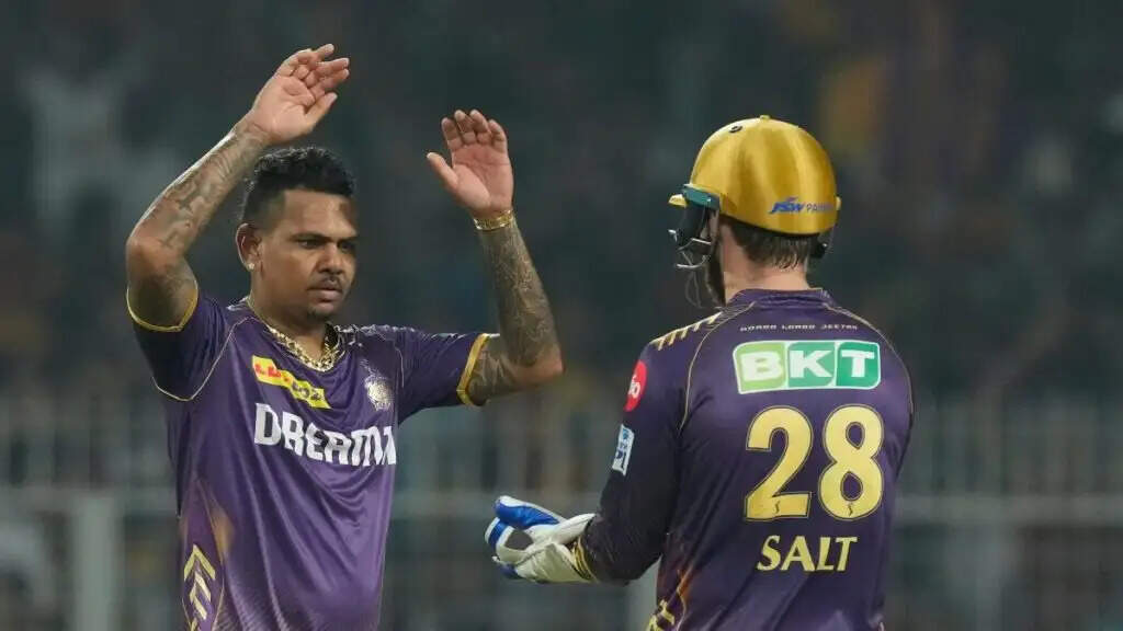 IPL में सर्वश्रेष्ठ स्पिनर: राशिद खान बनाम सुनील नरेन