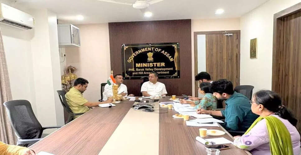 बराक घाटी में विकास परियोजनाओं की समीक्षा, मंत्री ने की जन कल्याण योजनाओं पर जोर