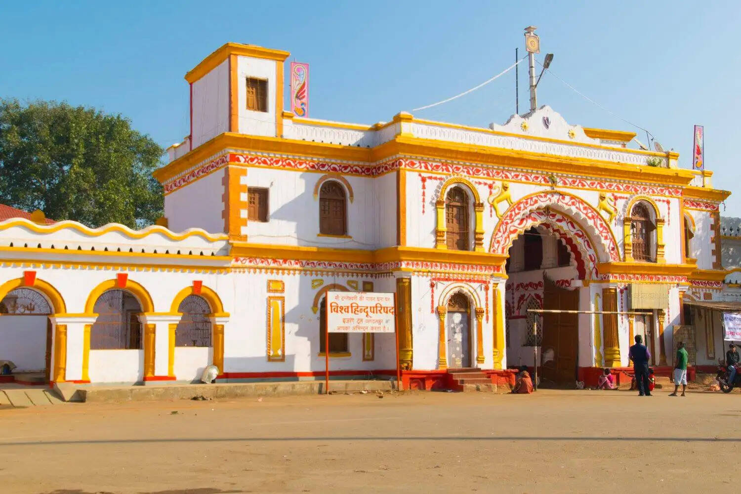 छत्तीसगढ़ का मां दंतेश्वरी मंदिर: नवरात्रि की विशेष पूजा स्थल