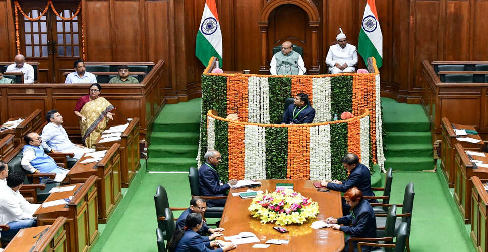 दिल्ली सरकार का प्रशासनिक बदलाव: 24 अधिकारियों के तबादले