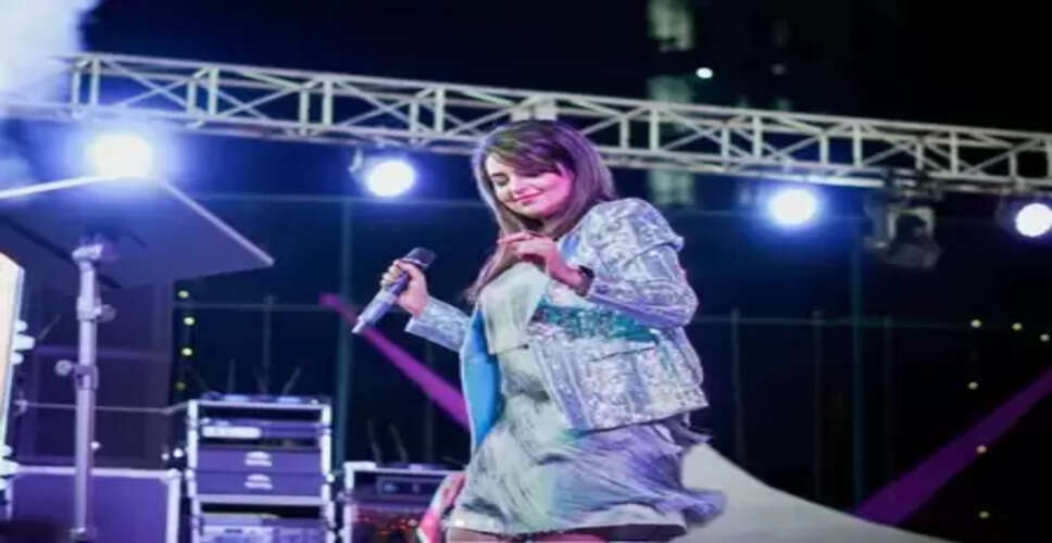 सुगंधा मिश्रा ने गाया 'प्रिटी लिटिल बेबी' का हिंदी वर्जन, इंस्टाग्राम पर मचा धमाल