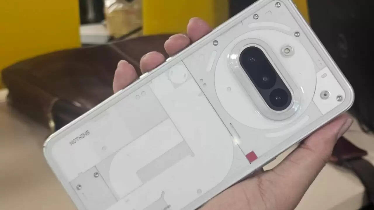 Nothing Phone 3a Lite: भारत में 27 नवंबर को होगा लॉन्च