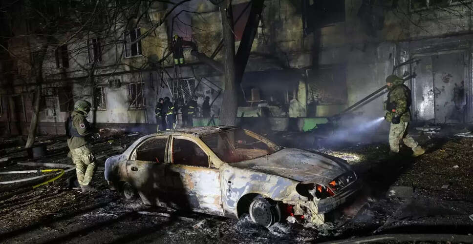 रूस-यूक्रेन युद्ध में भारतीयों की बढ़ती संख्या में मौतें, सरकार की चेतावनियों के बावजूद जारी हैं भर्ती