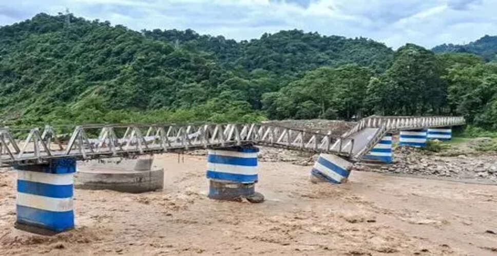 उत्तर बंगाल में बाढ़ और भूस्खलन की स्थिति में सुधार