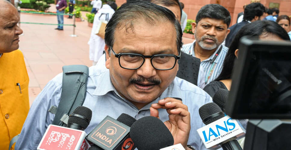 आरजेडी सांसद मनोज झा ने एमजीएनआरईजीए योजना के नाम परिवर्तन पर उठाए सवाल